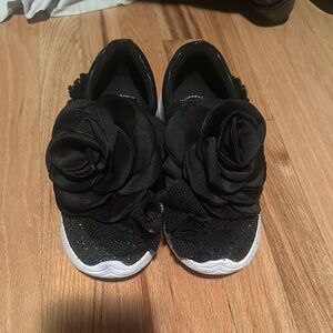 Chic Black Floral Sneakers